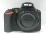 D5600