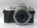 OM-D E-M10III MズイコーD14-42EZ