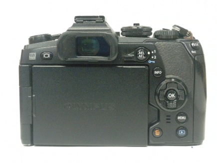 OM-D E-M1 II