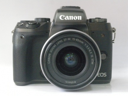 EOSM5 EF-M15-45stm