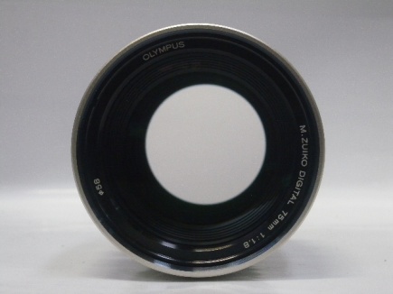 MズイコーD75mmF1.8