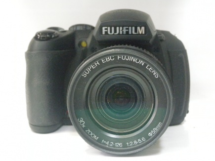 ファインピクスHS20EXR