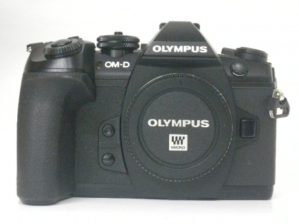 OM-D E-M1 II